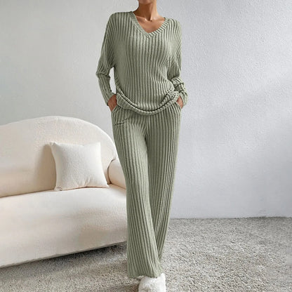 Adela® | Cozy knitted two-piece suit