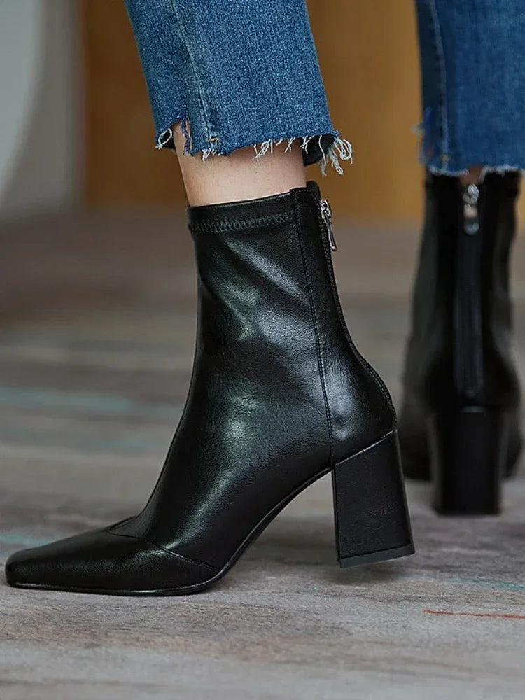 Adelaida® | Minimalist leather ankle boots