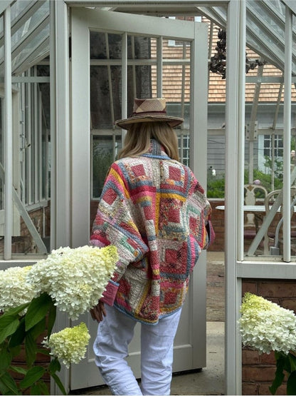 Adriana® | Individuality meets comfort: the printed patchwork jacket