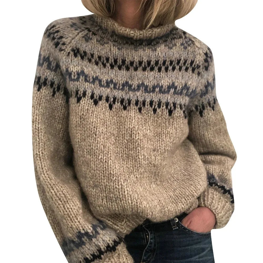 Quetzal® | Knitted sweater with color