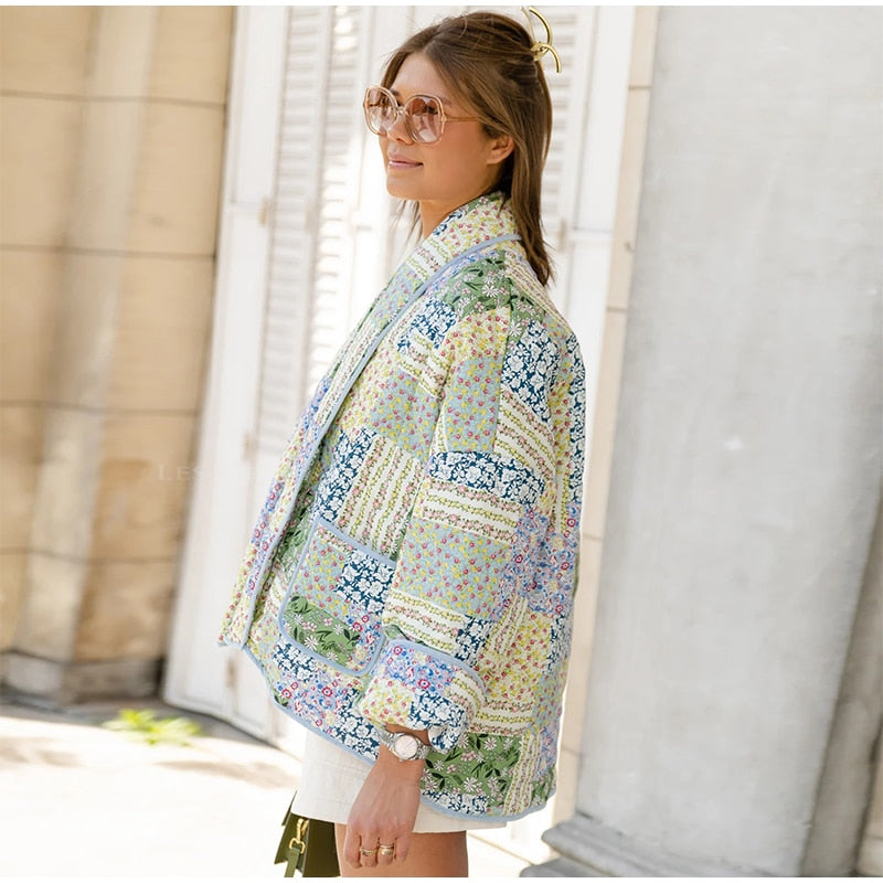 Adriana® | Individuality meets comfort: the printed patchwork jacket