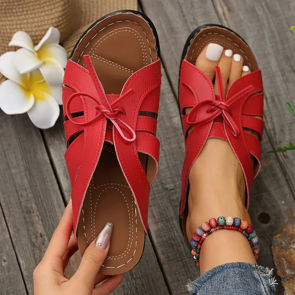 Camila® | Comfortable sandals with a bow