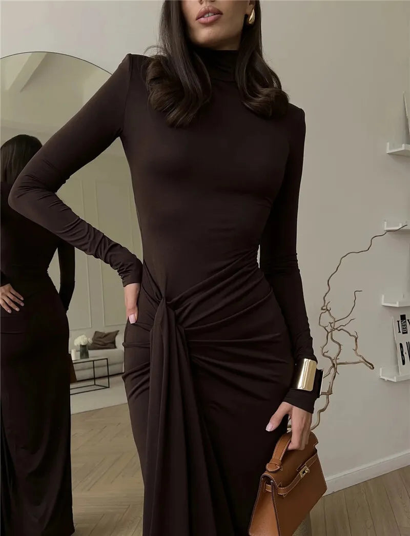 Alondra® | Long maxi dress with a turtleneck and a slit at the thigh