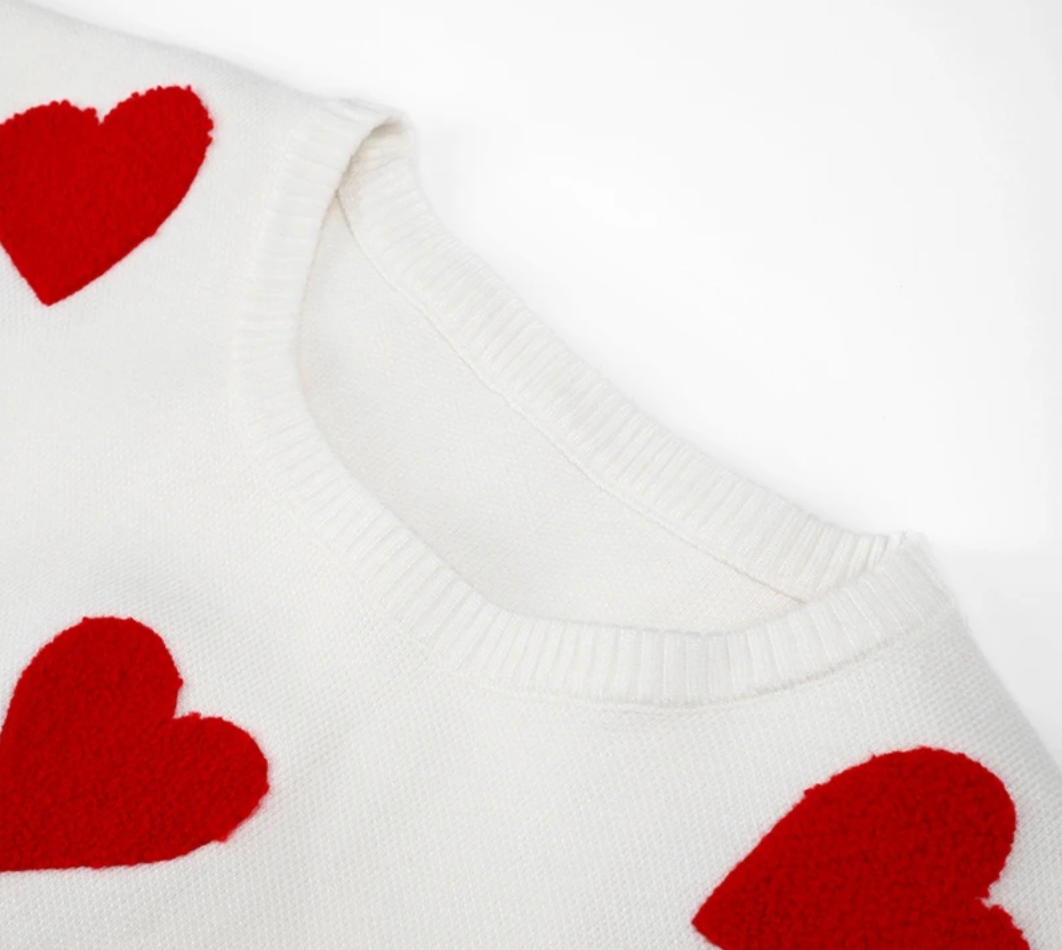 Yolanda® | Love heart sweater