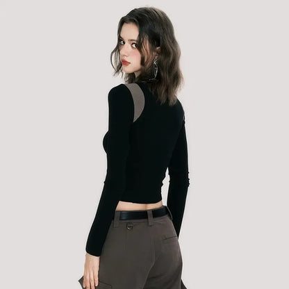 Victoria® | Black top with long sleeves