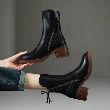 Amira® | Leather boots