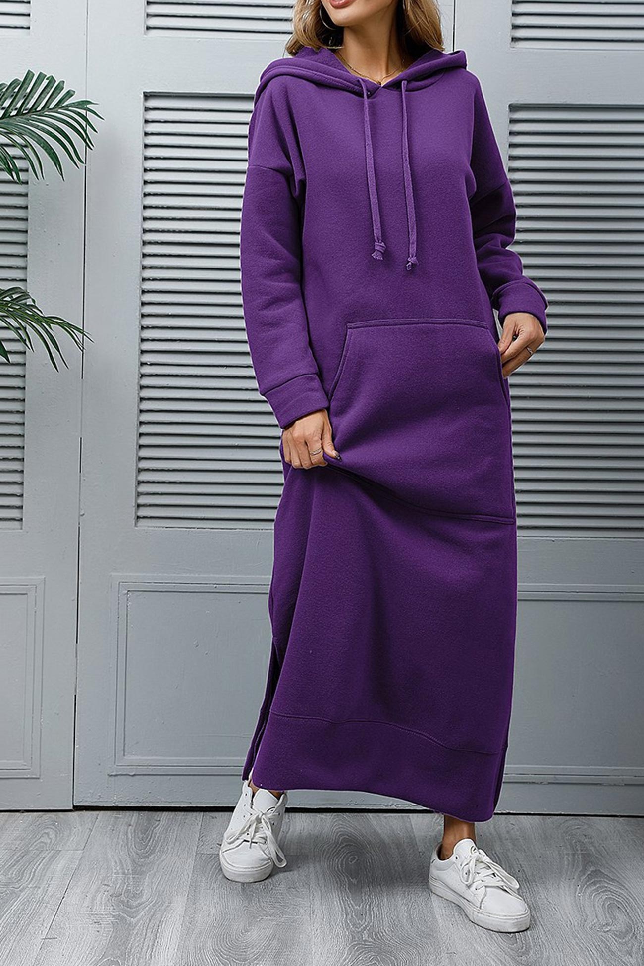 Nadia® | Solid hooded dress with pockets and a slit at the hem