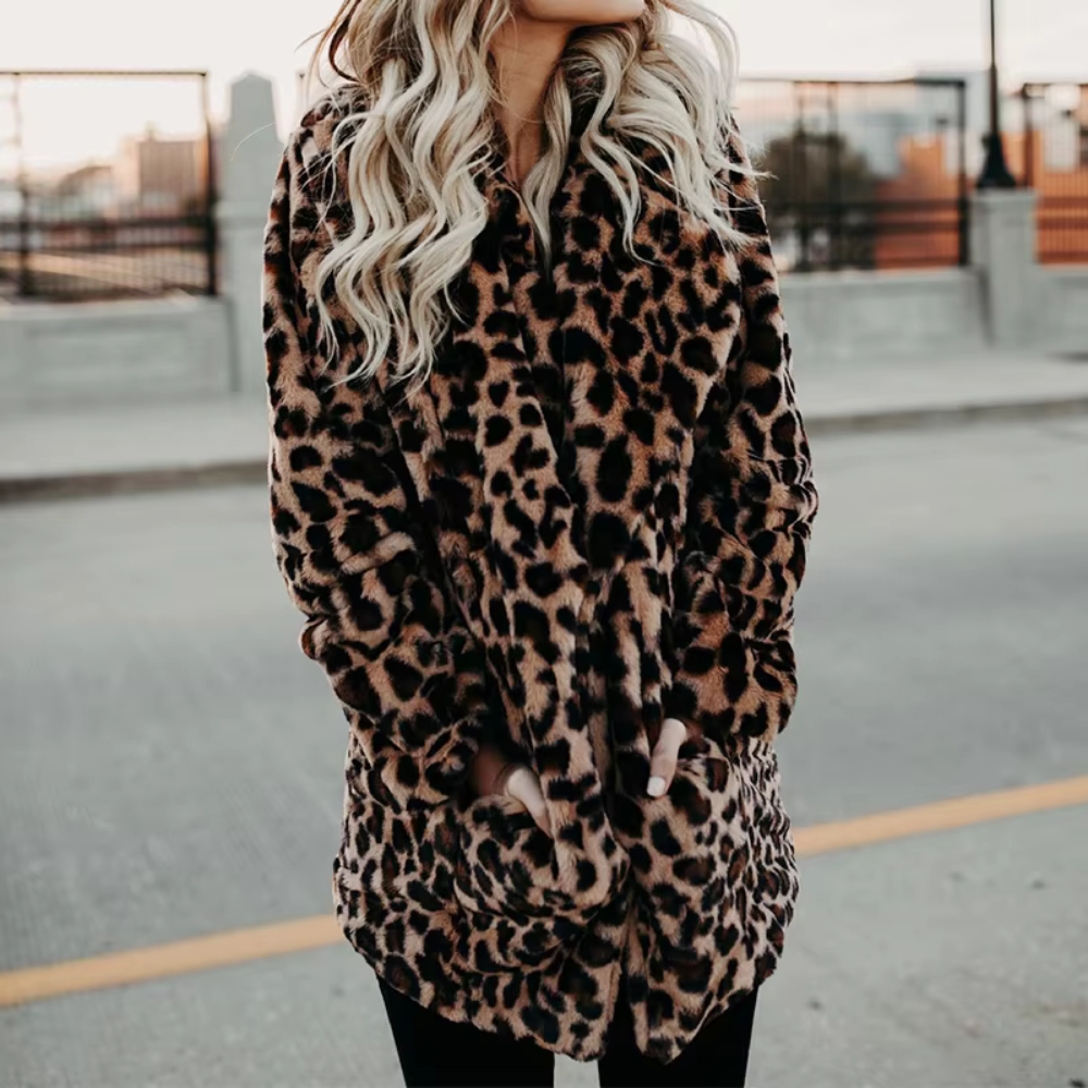 America® | Warm leopard coat