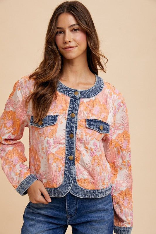 Thea® | Contrast button-down jacket in floral jacquard denim