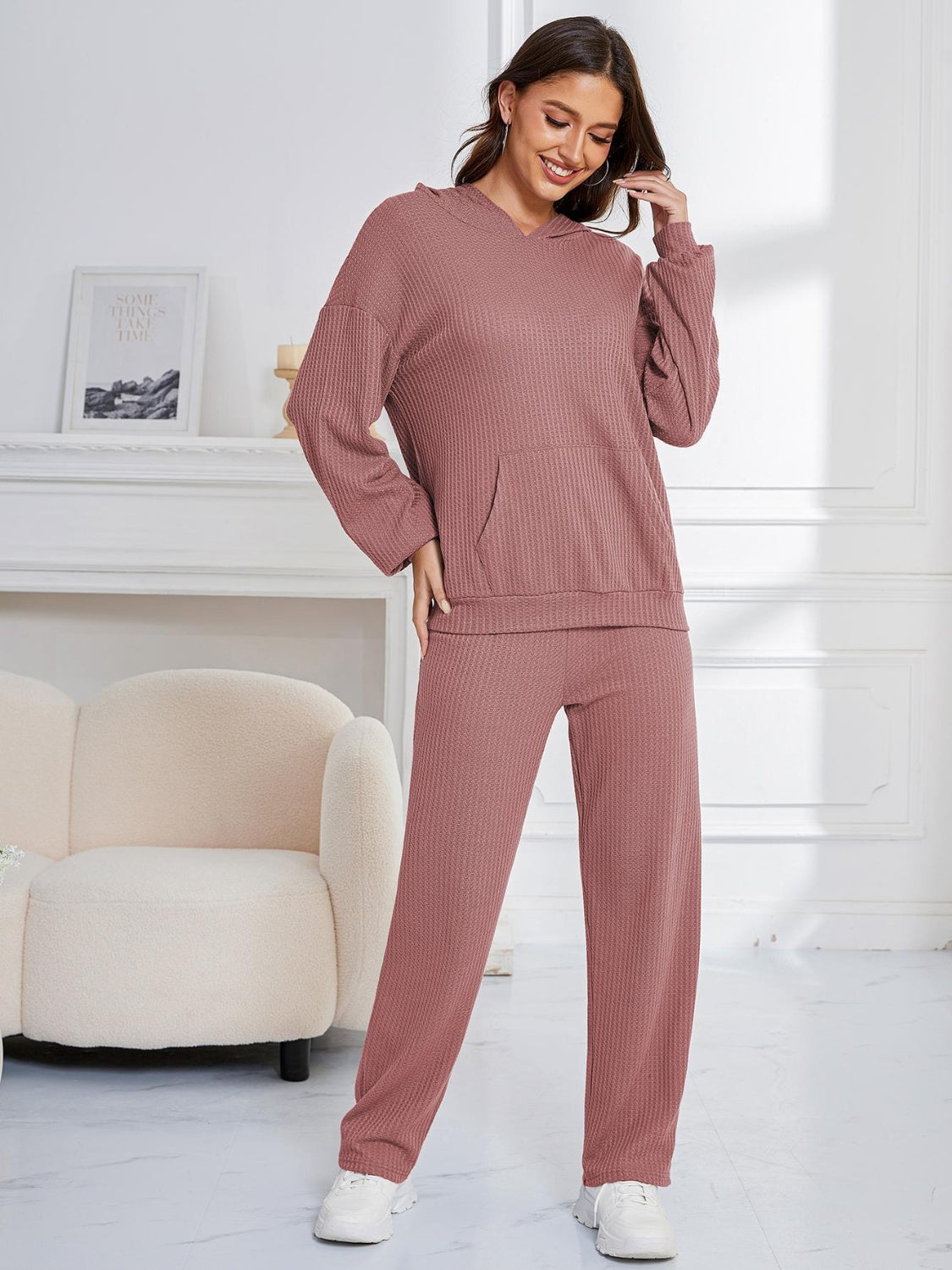 Zahira® | Long-sleeved hoodie and drop-shoulder trousers set