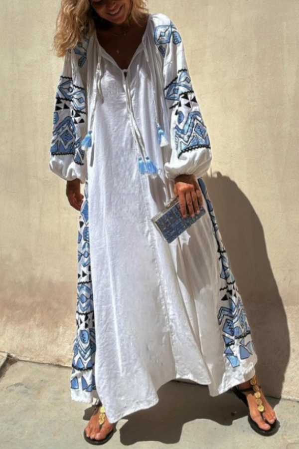 Zaria® | White long dress with vintage print