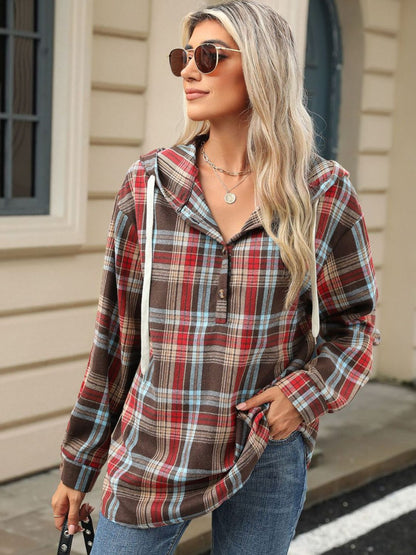 Nathalie® | Long sleeve top with drawstring and checked hood