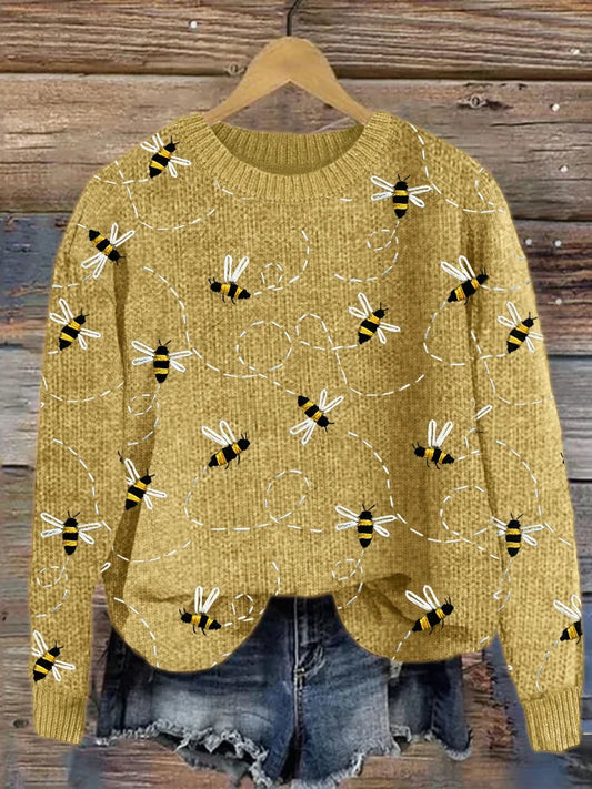 Amparo® | Beautiful knitted sweater with bee embroidery