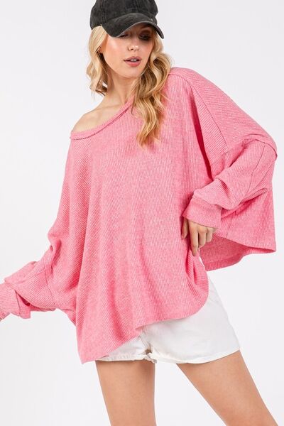 Verity® | Oversized top with a crew neck and batwing sleeves