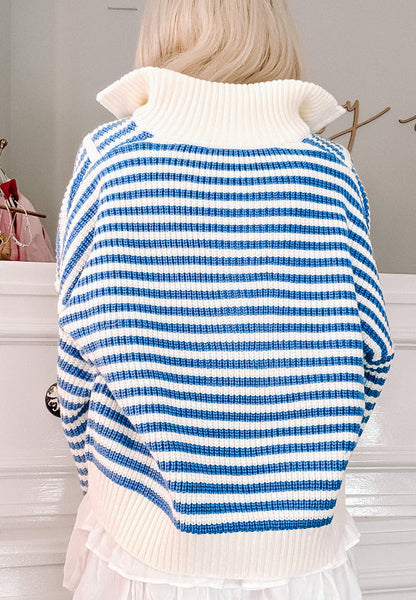 Amelia® | Striped long sleeve sweater with half zip and stand-up collar