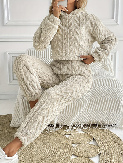 Pilar® | Warm two-piece winter set for women with hoodie