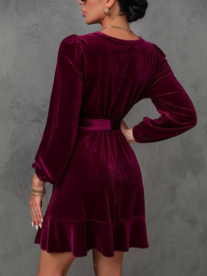 Wilma® | Chic and flared velvet dress for women