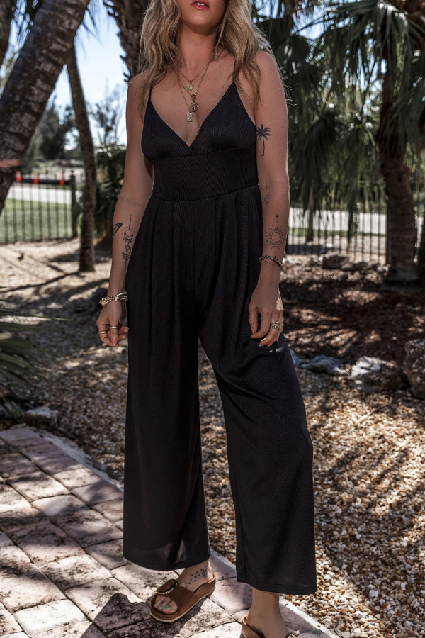 Zelda® | Black sexy cami jumpsuit with V-neck, high waist and wide leg