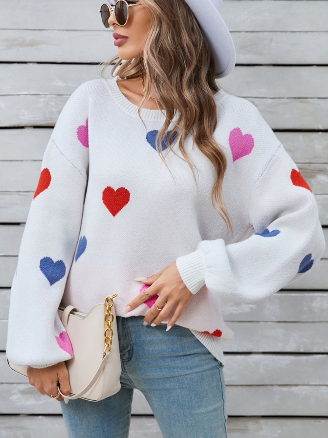 Ulla® | Heart-shaped, long-sleeved crew neck sweater