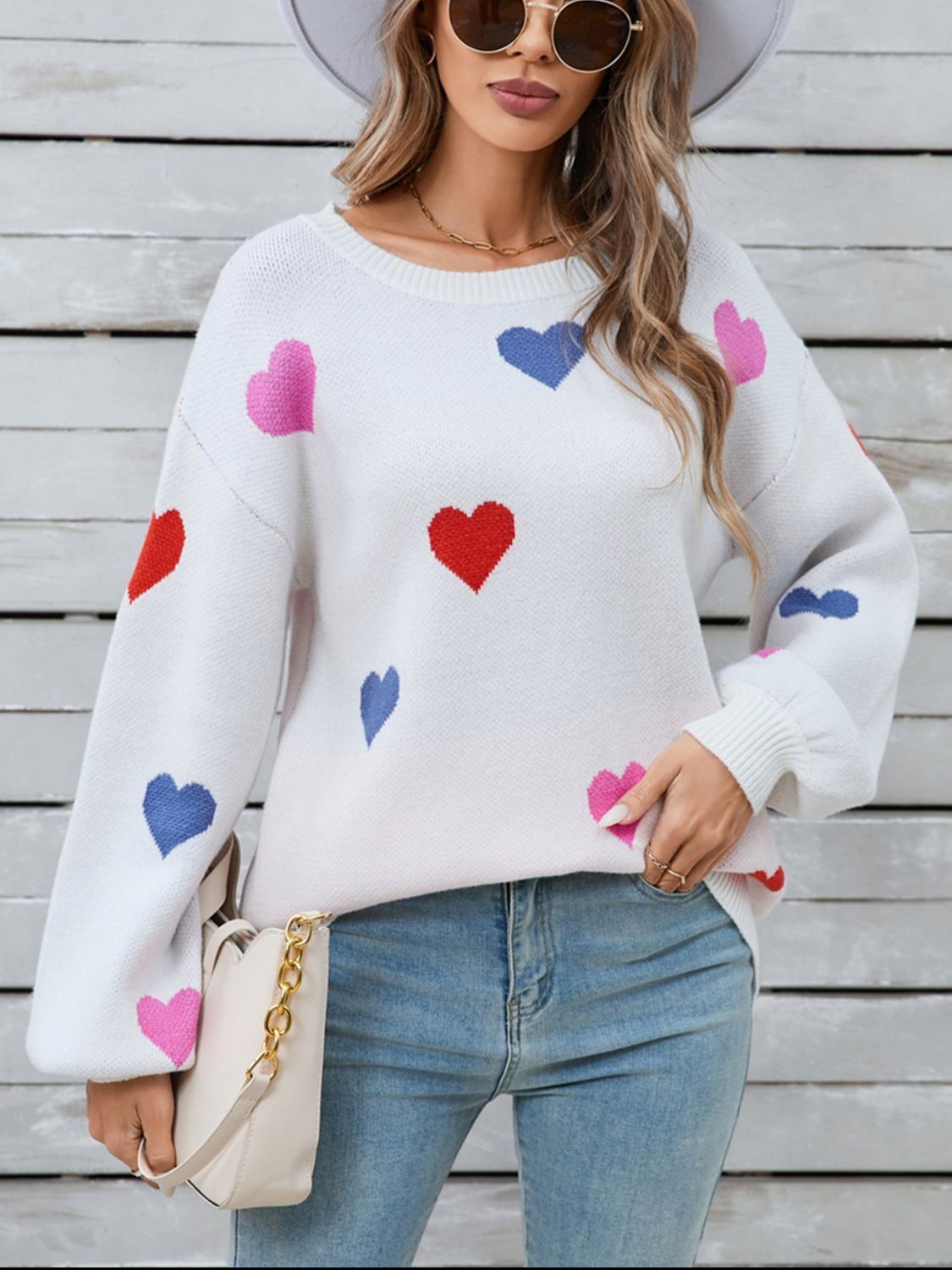 Ulla® | Heart-shaped, long-sleeved crew neck sweater