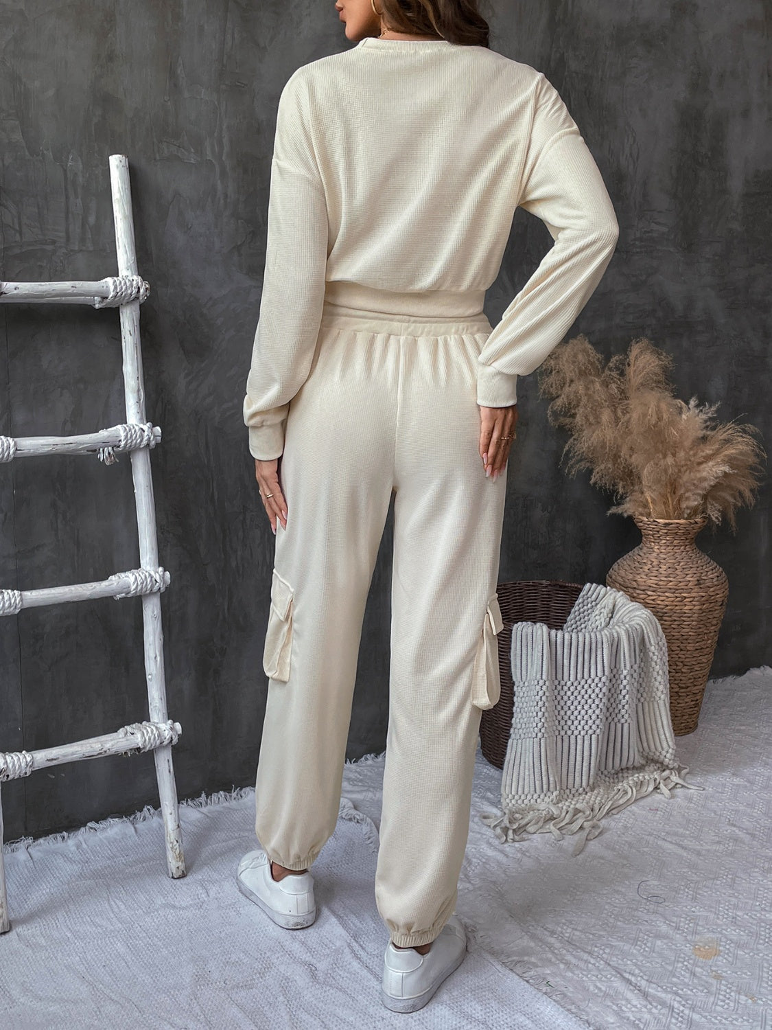 Petra® | Set consisting of a long-sleeved top and crew-neck trousers