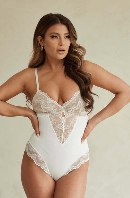 Piper® | Elegant lace body