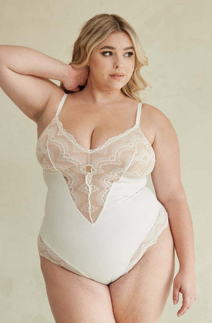 Piper® | Elegant lace body