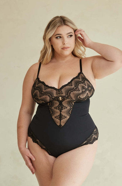 Piper® | Elegant lace body