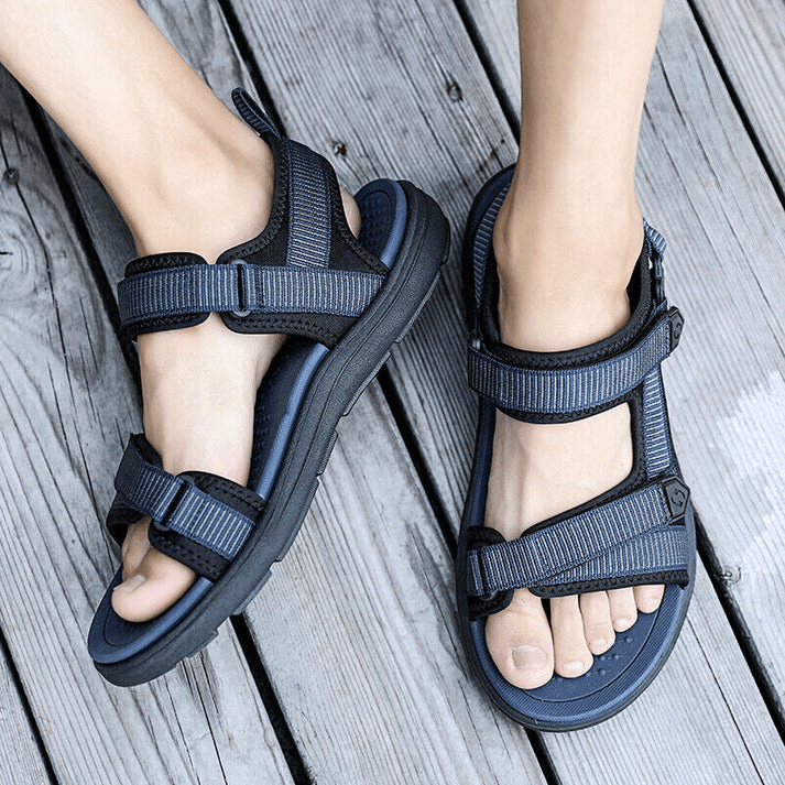 Beatriz® | Comfortable men's trekking sandals