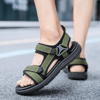 Beatriz® | Comfortable men's trekking sandals