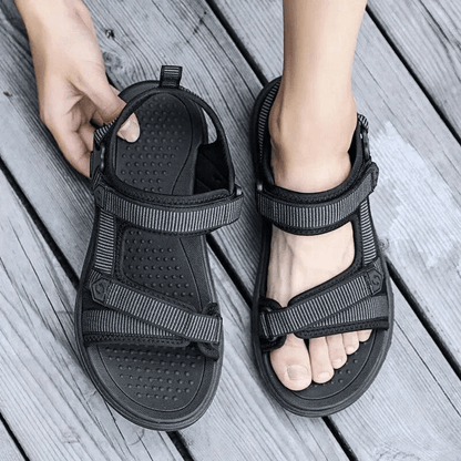 Beatriz® | Comfortable men's trekking sandals