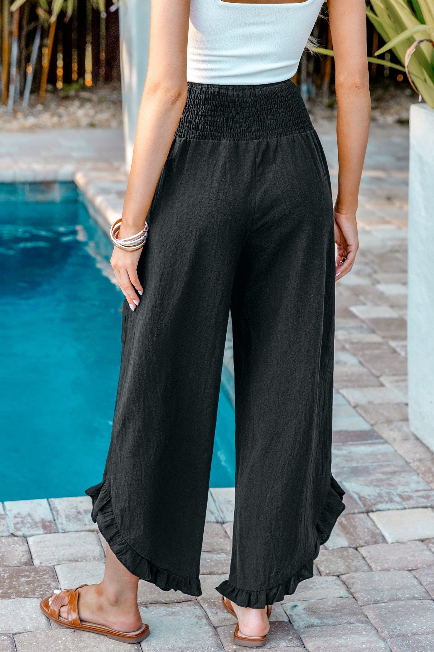 Wendy® | Wide leg trousers with ruffles