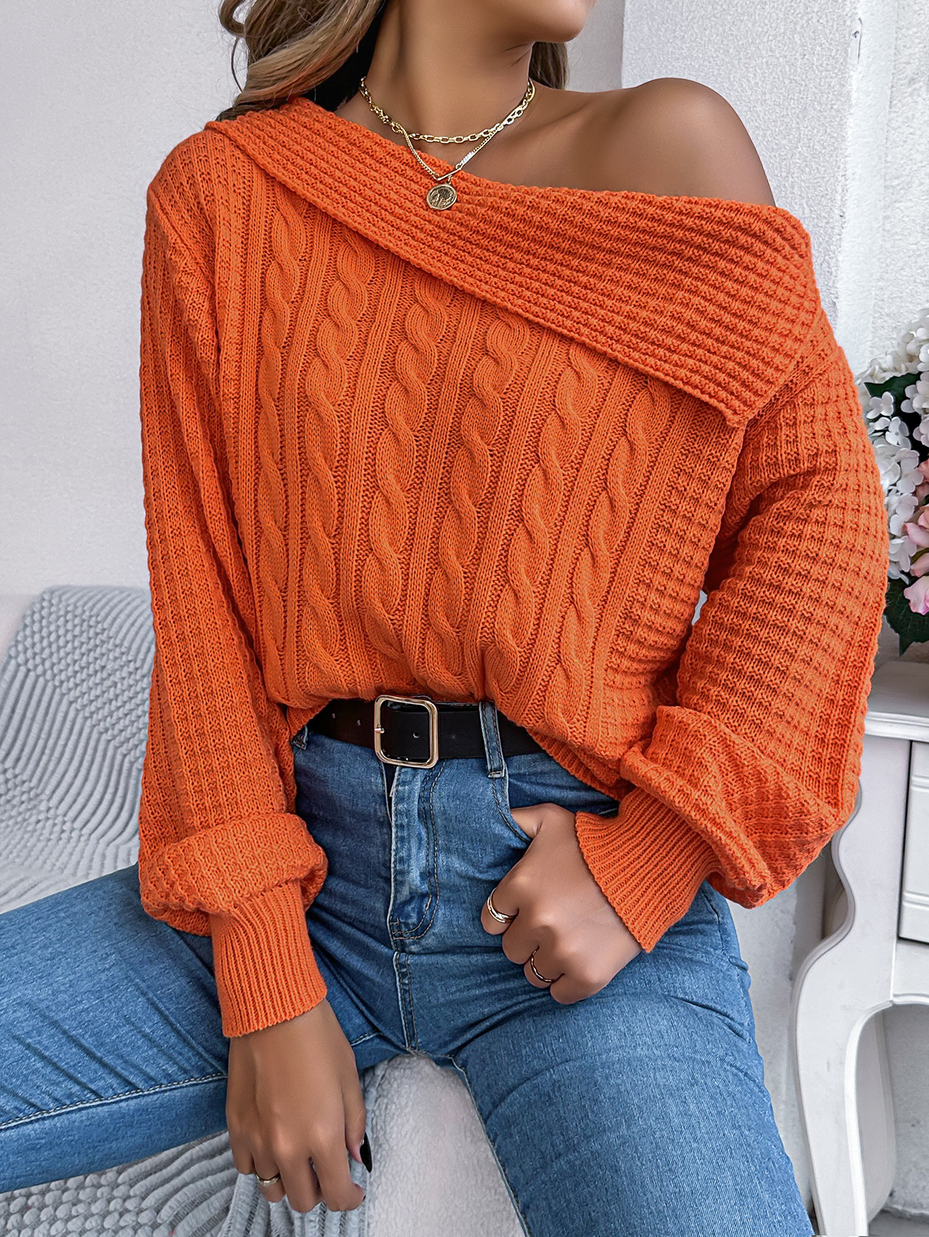 Yolaina® | Off-the-shoulder, long-sleeved sweater with lapels