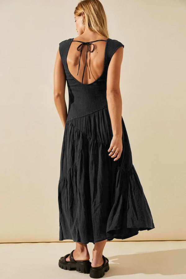 Susana® | Feminine smocked maxi dress with ruffles