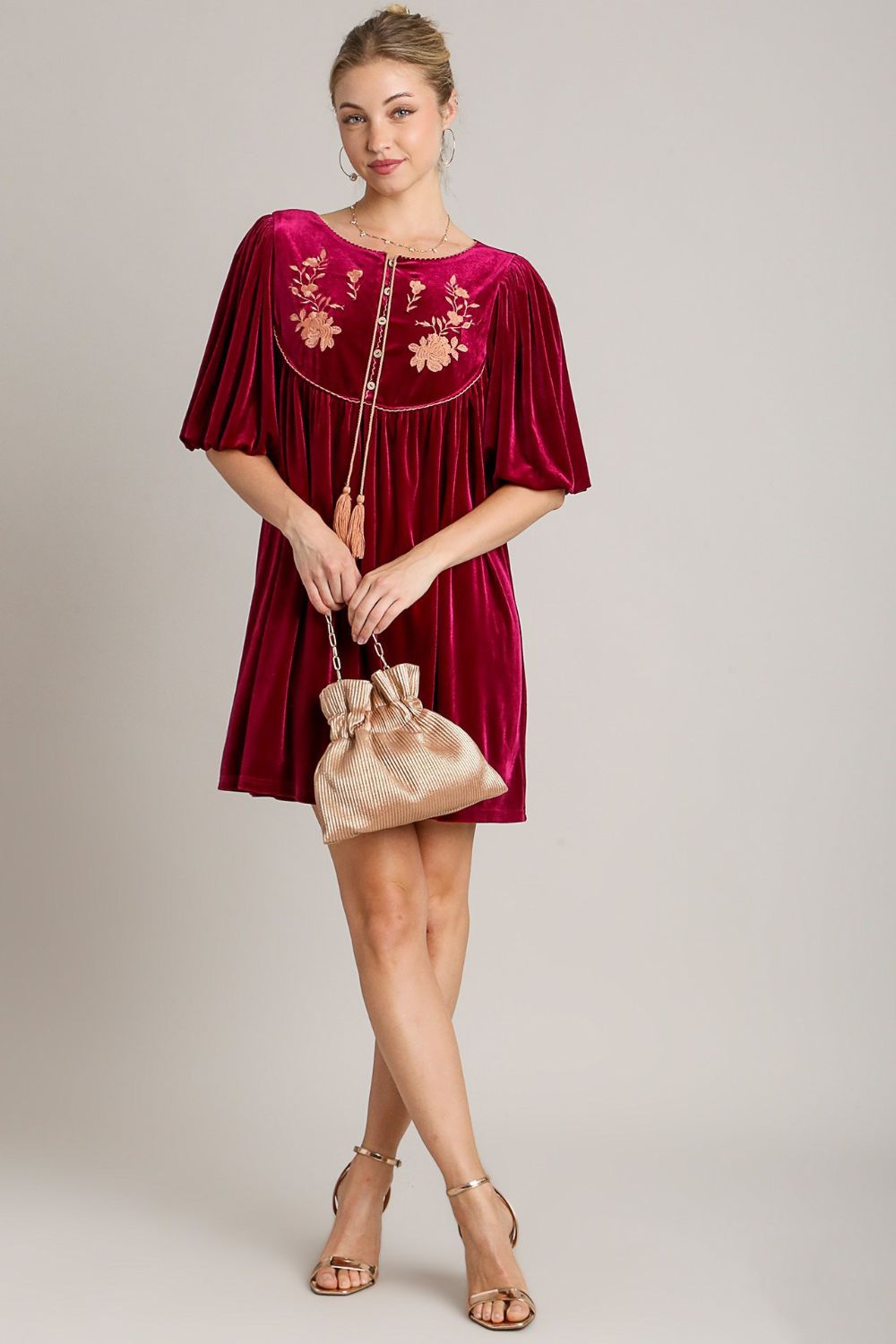 Trinidad® | Embroidered velvet half sleeve tassel mini dress