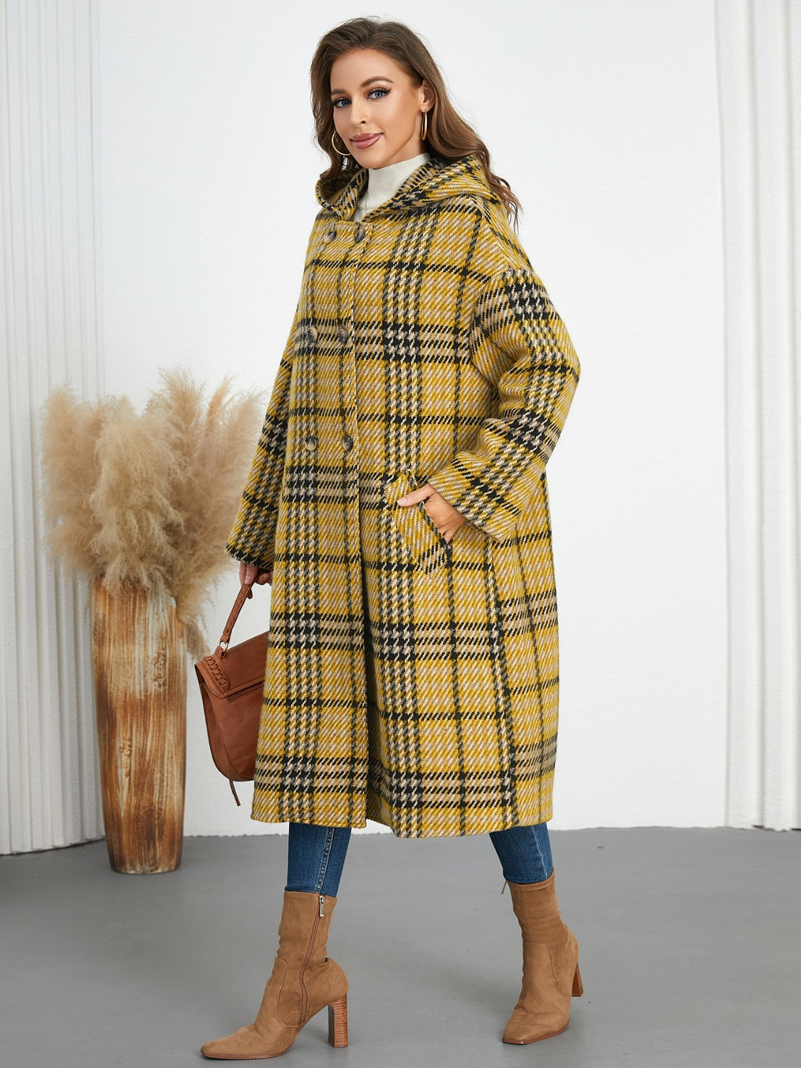 Abigail® | Checked double breasted long sleeve coat