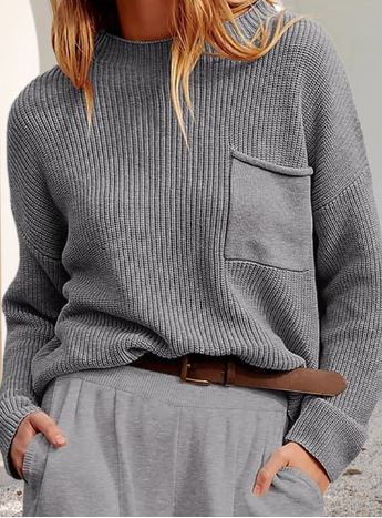 Amelia® | Fashionable and minimalist winter sweater