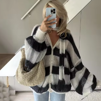 Yara® | Striped women's sweater with scarf