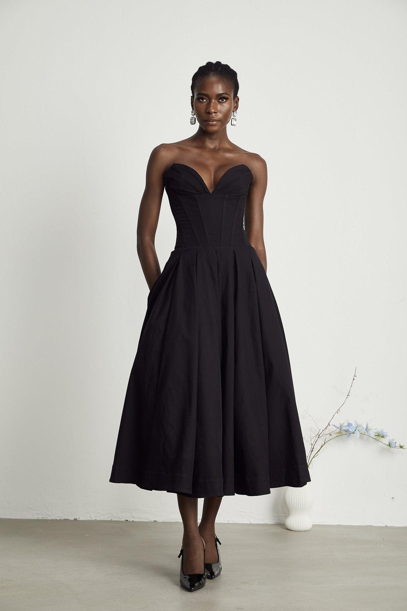 Trinidad® | Women's off-shoulder corset midi dress. Elegant evening look