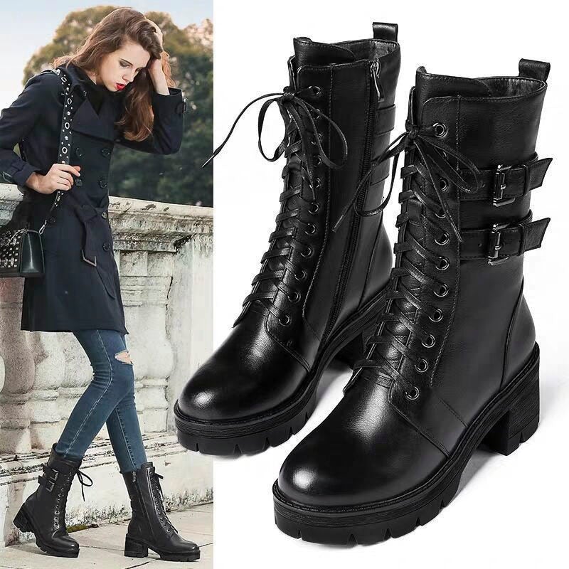 Wren® | Fashionable lace-up boots