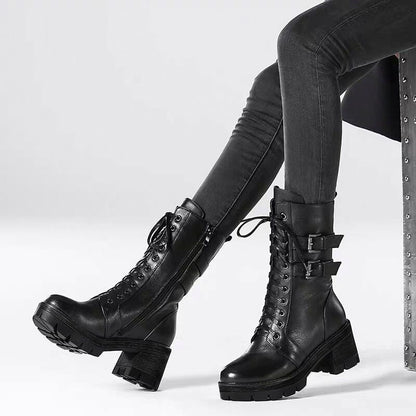 Wren® | Fashionable lace-up boots